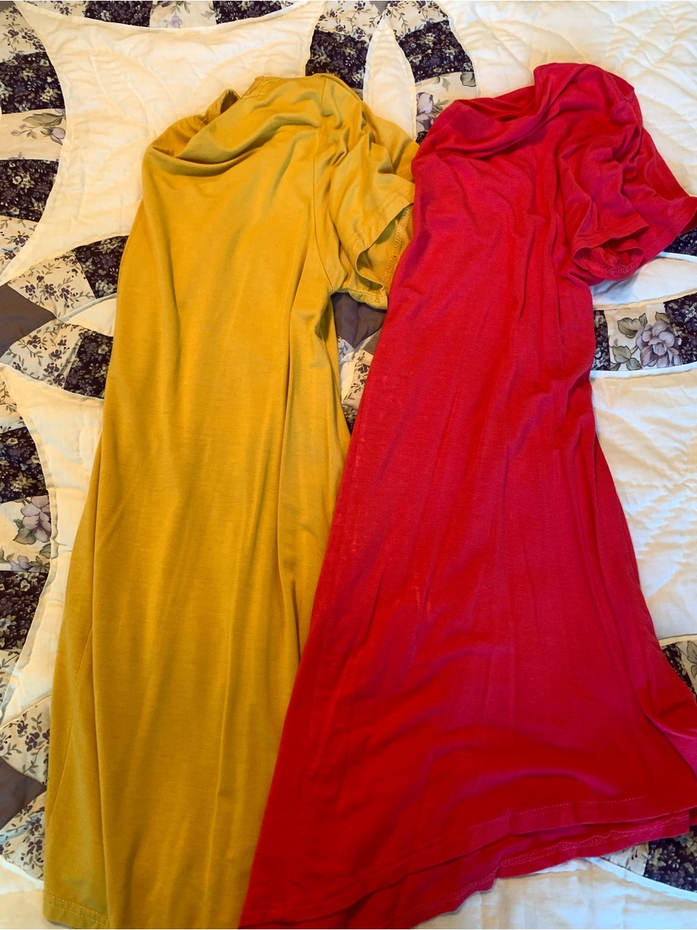 Set of 2 Tunic Tops in Mustard and Hot Pink